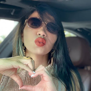 Meet your Posher, Luz anyela